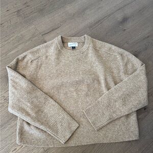 Universal Thread Women's Beige Crewneck Sweater